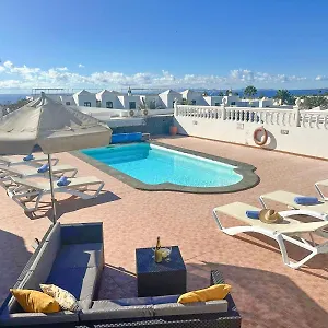 villa-siempre-puerto-del-carmen-lanzarote.puertodelcarmen-hotels.org/